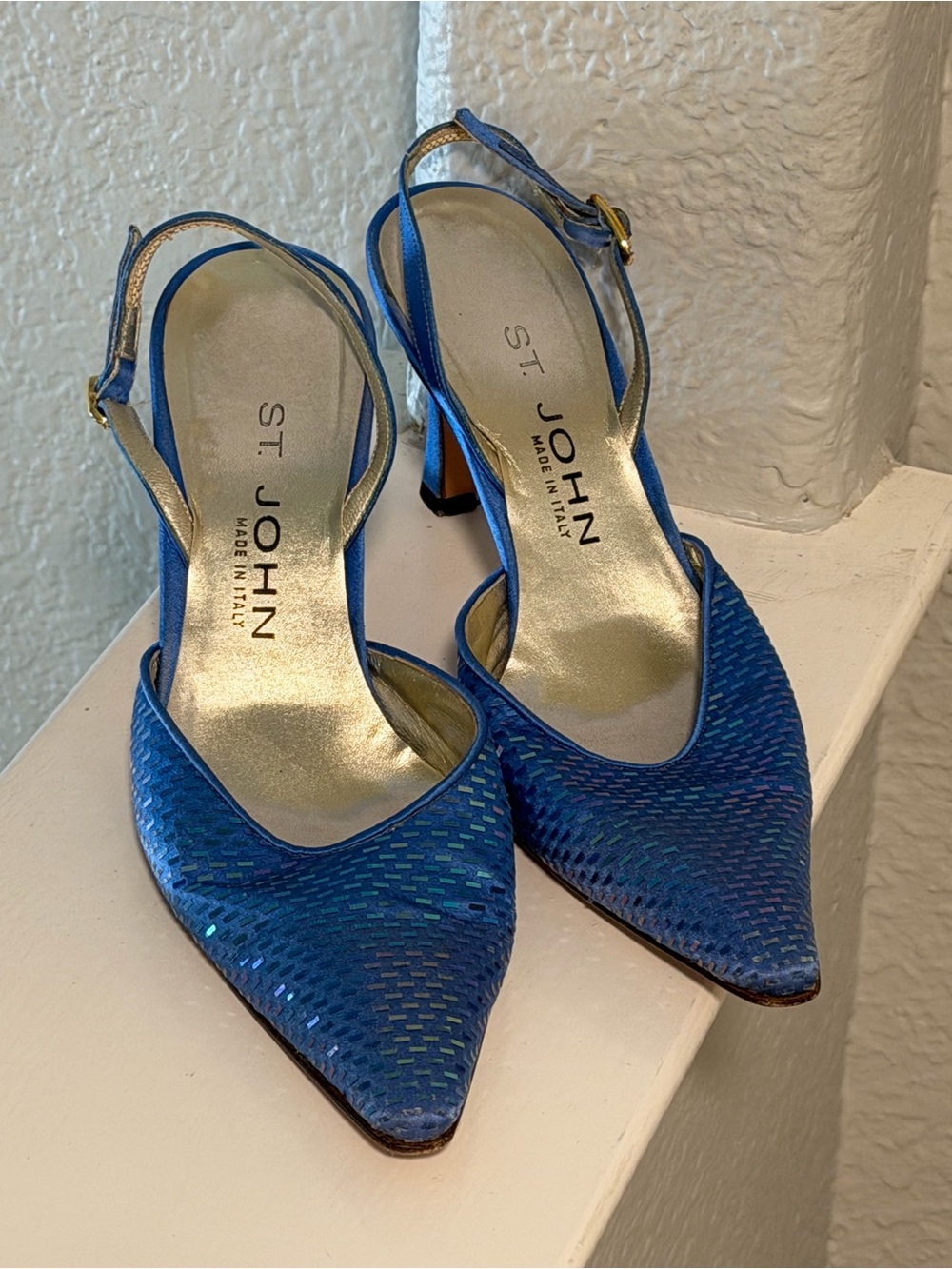 St. John Periwinkle Slingback Pointed-Toe Heels- Made in Italy- Vintage- - Picture 2 of 12